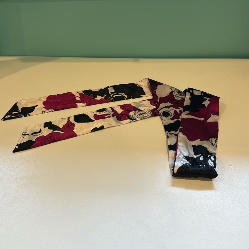 Purse handle wrap white black dark pink